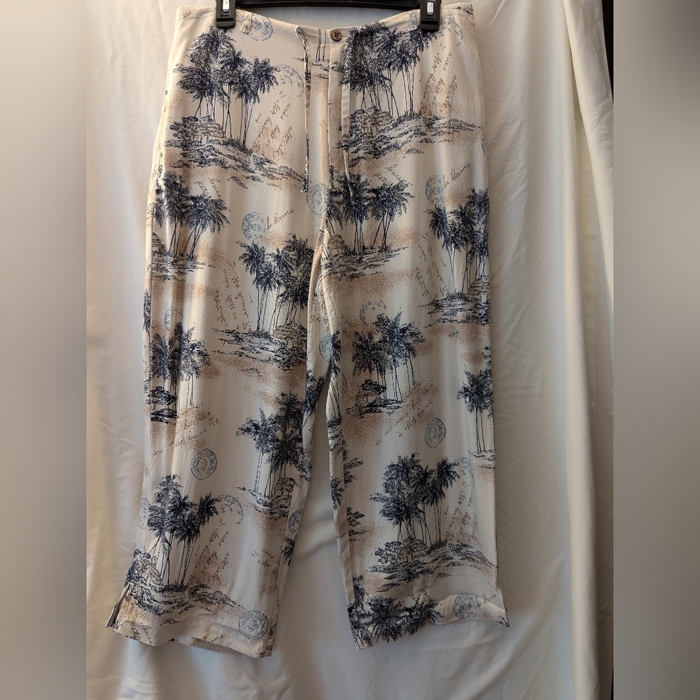 Havana jacks Cafe Hawaiian wide leg Capri pants